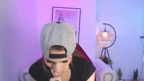 Snapshot of tamara_slimx chatting on 02-01-25, 04:03 Tamara online show from 02-01-25, 04:03