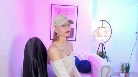 Snapshot of tamara_slimx chatting on 02-12-25, 03:40 Tamara online show from 02-12-25, 03:40