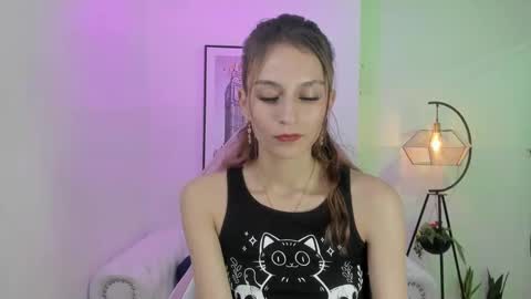 Snapshot of tamara_slimx chatting on 03-07-25, 09:51 Tamara online show from 03-07-25, 09:51