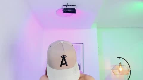 Snapshot of tamara_slimx chatting on 03-09-25, 06:50 Tamara online show from 03-09-25, 06:50