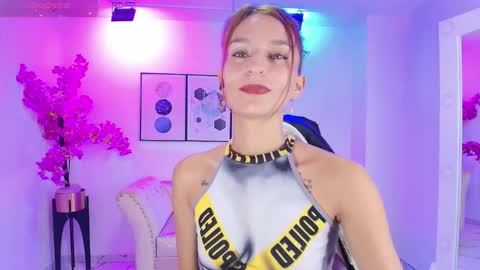 Snapshot of tamara_slimx chatting on 10-11-25, 04:01 Tamara online show from 10-11-25, 04:01