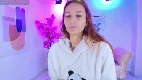 Snapshot of tamara_slimx chatting on 10-19-25, 03:40 Tamara online show from 10-19-25, 03:40