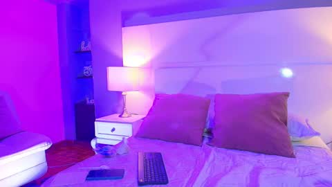 Tamy  online show from 09-11-25, 02:39