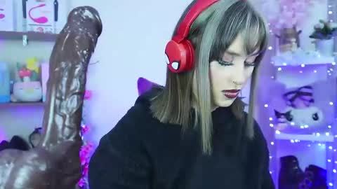 Cami 3 online show from 02-11-25, 03:29