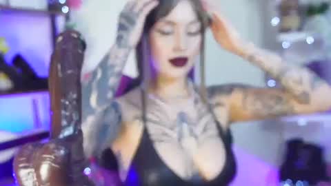 Cami 3 online show from 03-08-25, 04:12