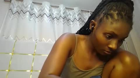 Snapshot of tamia538235 chatting on 01-28-25, 02:43 tamia online show from 01-28-25, 02:43