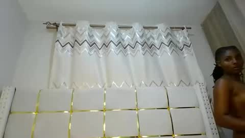 Snapshot of tamia538235 chatting on 02-09-25, 06:43 tamia online show from 02-09-25, 06:43