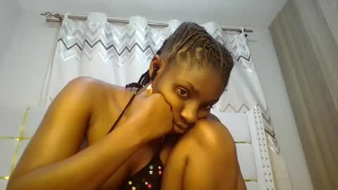 Snapshot of tamia538235 chatting on 02-24-25, 03:23 tamia online show from 02-24-25, 03:23