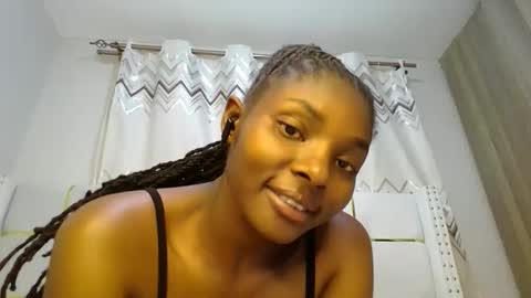 Snapshot of tamia538235 chatting on 02-28-25, 01:05 tamia online show from 02-28-25, 01:05