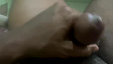 Snapshot of tamilboy5080 chatting on 09-20-25, 05:08 tamilboy5080 online show from 09-20-25, 05:08