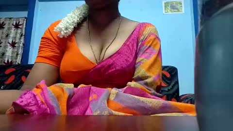 Snapshot of tamilmadhi520 chatting on 05-02-26, 05:56 tamilmadhi520 online show from 05-02-26, 05:56