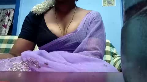Snapshot of tamilmadhi520 chatting on 05-23-26, 06:01 tamilmadhi520 online show from 05-23-26, 06:01