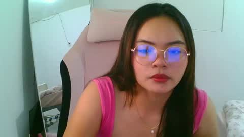 Snapshot of tammipoulton chatting on 05-24-26, 05:34 Angel online show from 05-24-26, 05:34