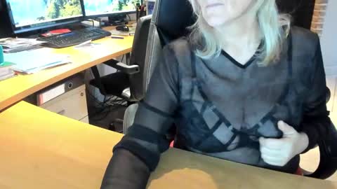 Tammy online show from 12-18-24, 11:56