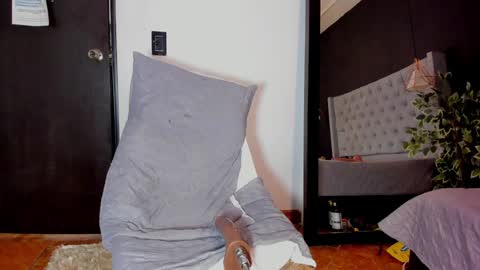   online show from 01-07-25, 06:48