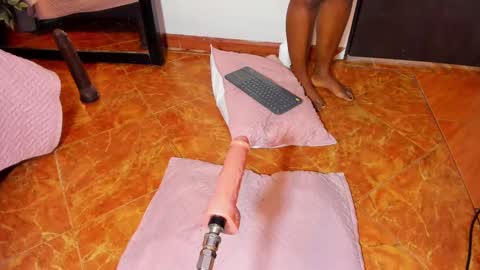   online show from 03-10-25, 06:27