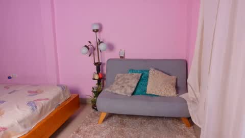 Snapshot of tammy_evans chatting on 10-09-25, 05:38 TAMARA online show from 10-09-25, 05:38