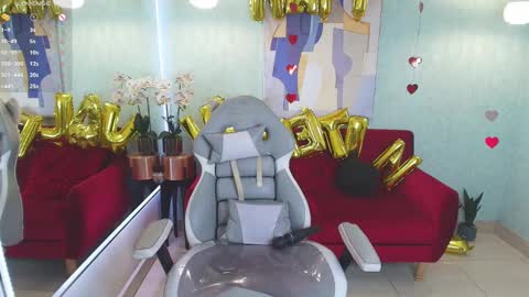 Tammy online show from 02-15-25, 07:16