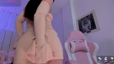 Snapshot of tammy_w chatting on 01-24-25, 08:32 Tammy online show from 01-24-25, 08:32