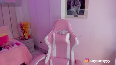 Snapshot of tammy_w chatting on 02-06-25, 11:15 Tammy online show from 02-06-25, 11:15