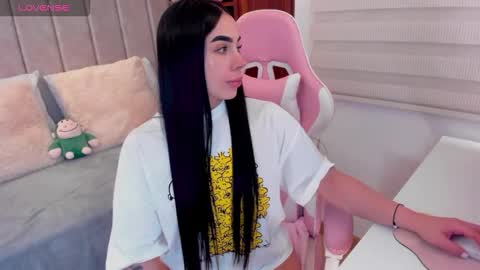 Snapshot of tammy_w chatting on 09-29-25, 07:08 Tammy online show from 09-29-25, 07:08