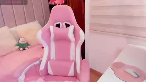 Snapshot of tammy_w chatting on 09-30-25, 08:03 Tammy online show from 09-30-25, 08:03