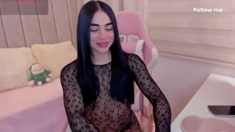 Snapshot of tammy_w chatting on 10-14-25, 06:52 Tammy online show from 10-14-25, 06:52