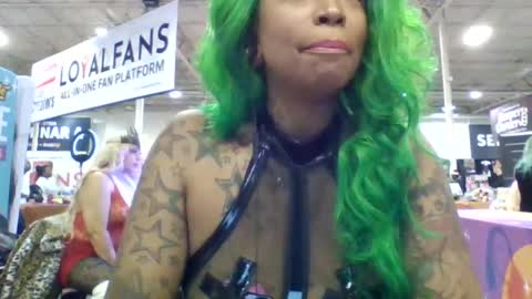 Snapshot of tammygold chatting on 12-07-24, 10:28 Tammygold online show from 12-07-24, 10:28