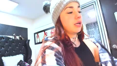 Snapshot of tammyparker_ chatting on 12-22-24, 04:06 Tammara online show from 12-22-24, 04:06