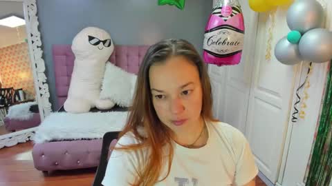 Snapshot of tammyparker_ chatting on 10-06-25, 02:20 Tammara online show from 10-06-25, 02:20