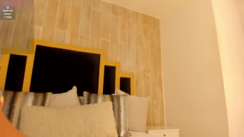 Snapshot of tamy_honey chatting on 12-29-24, 07:00 Tamy online show from 12-29-24, 07:00