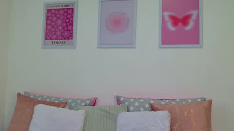 Snapshot of tamy_sweet01 chatting on 02-16-25, 12:41 tamy sweet01 online show from 02-16-25, 12:41