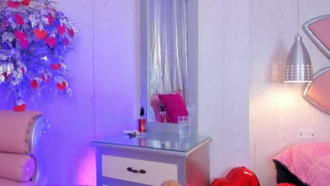 Tamy online show from 02-14-25, 01:02