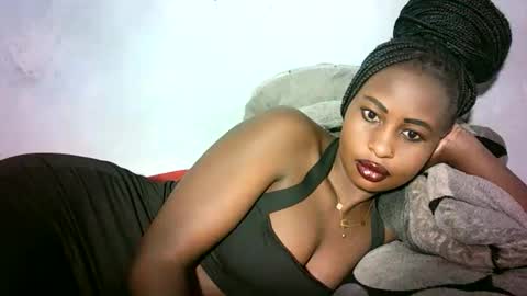 Snapshot of tanasha_20 chatting on 11-18-25, 12:09 tanasha_20 online show from 11-18-25, 12:09