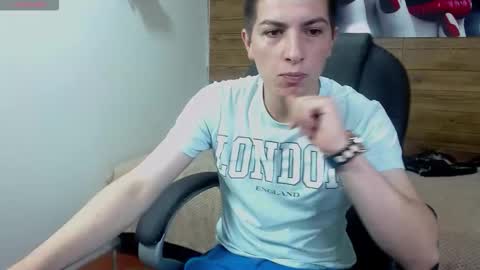 Snapshot of taner_king chatting on 10-14-25, 02:56 TANER online show from 10-14-25, 02:56