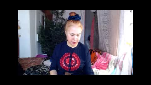 Snapshot of tanganiika chatting on 12-28-24, 04:51 Milena online show from 12-28-24, 04:51