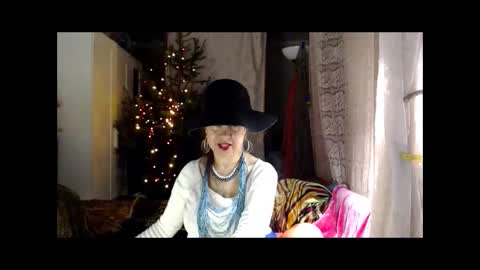 Snapshot of tanganiika chatting on 12-30-24, 02:20 Milena online show from 12-30-24, 02:20