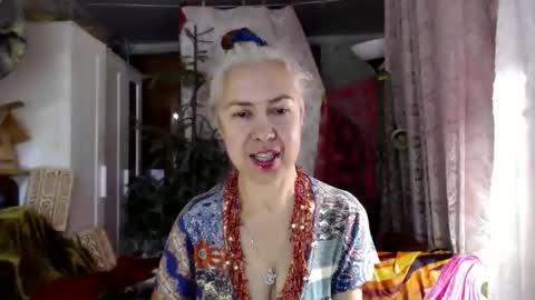 Snapshot of tanganiika chatting on 09-16-25, 05:08 Milena online show from 09-16-25, 05:08