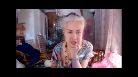 Snapshot of tanganiika chatting on 10-21-25, 04:13 Milena online show from 10-21-25, 04:13