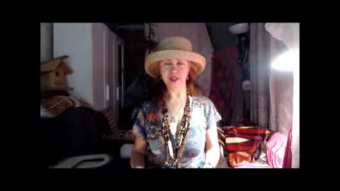 Snapshot of tanganiika chatting on 11-28-25, 06:43 Milena online show from 11-28-25, 06:43