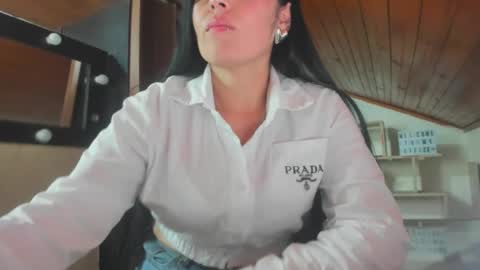 Snapshot of tania_mature chatting on 01-31-25, 08:43 tania online show from 01-31-25, 08:43
