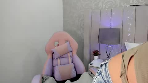 TaniaCarter online show from 02-28-25, 11:58