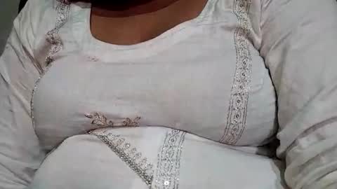 taniya_roy4628 online show from 03-21-26, 02:05