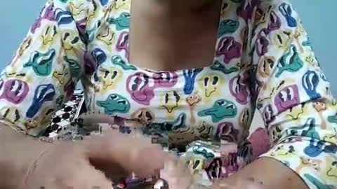 Snapshot of taniya_roy4628 chatting on 05-02-26, 03:28 taniya_roy4628 online show from 05-02-26, 03:28