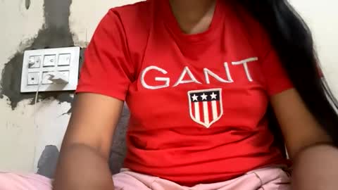 Snapshot of taniya_roy4628 chatting on 05-18-26, 03:02 taniya_roy4628 online show from 05-18-26, 03:02