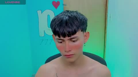 Snapshot of tanjiro_cute chatting on 05-04-26, 03:02 Andres online show from 05-04-26, 03:02