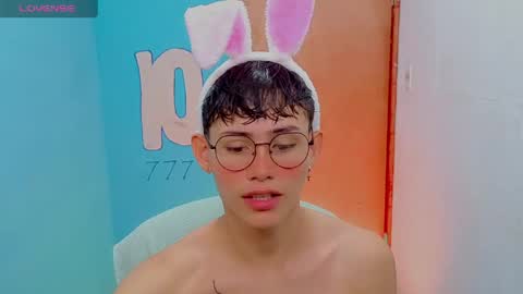 Snapshot of tanjiro_cute chatting on 05-10-26, 07:30 Andres online show from 05-10-26, 07:30