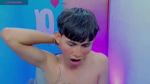 Snapshot of tanjiro_cute chatting on 05-17-26, 05:42 Andres online show from 05-17-26, 05:42