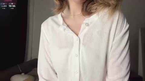 Mia online show from 03-30-26, 01:17