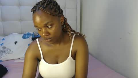 Snapshot of tannia004 chatting on 11-11-25, 03:50 tania online show from 11-11-25, 03:50